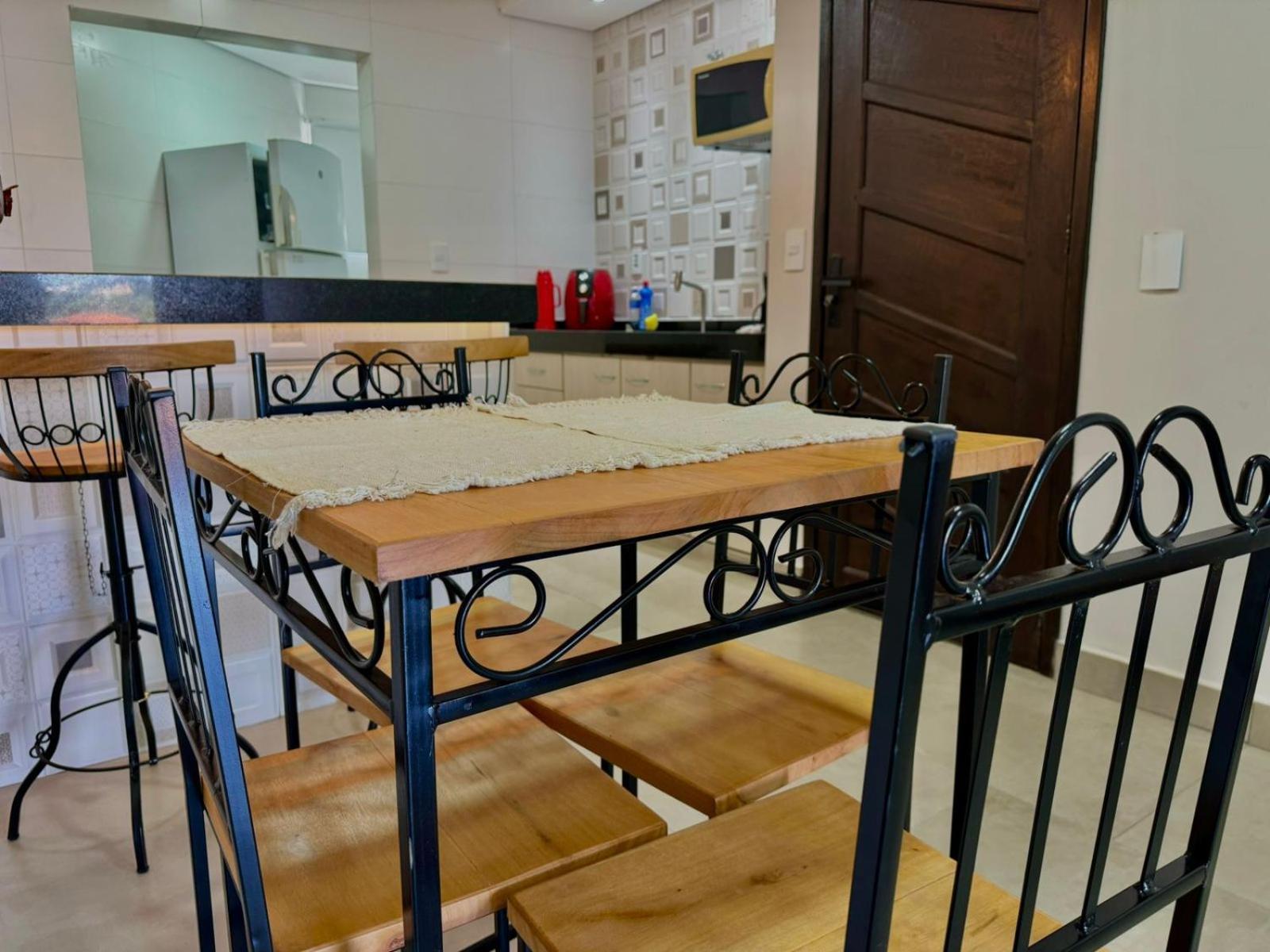 Apartamentos A 200M Do Centro - Hospedaria Villa Da Pedra Тирадентис Экстерьер фото