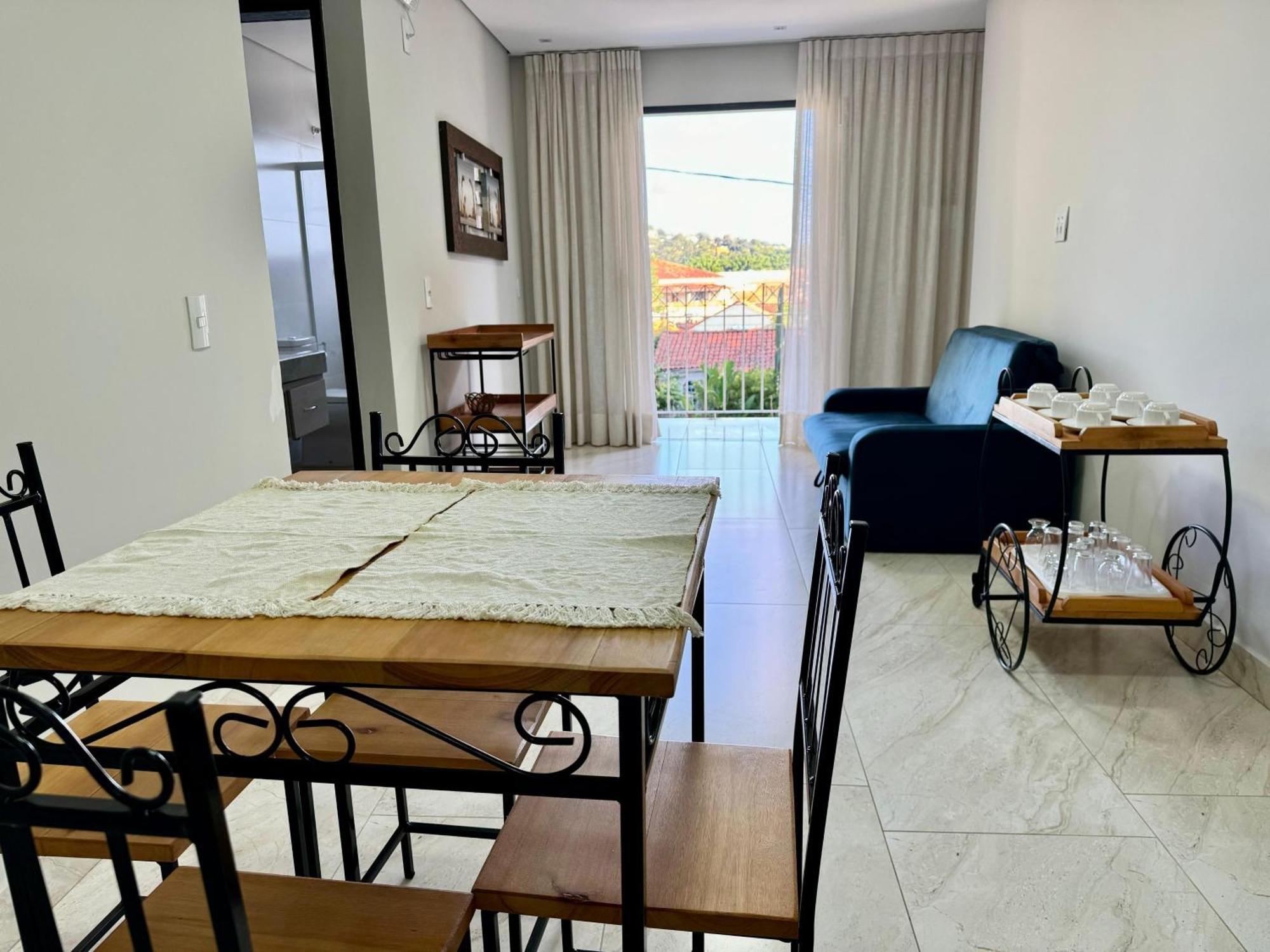 Apartamentos A 200M Do Centro - Hospedaria Villa Da Pedra Тирадентис Экстерьер фото
