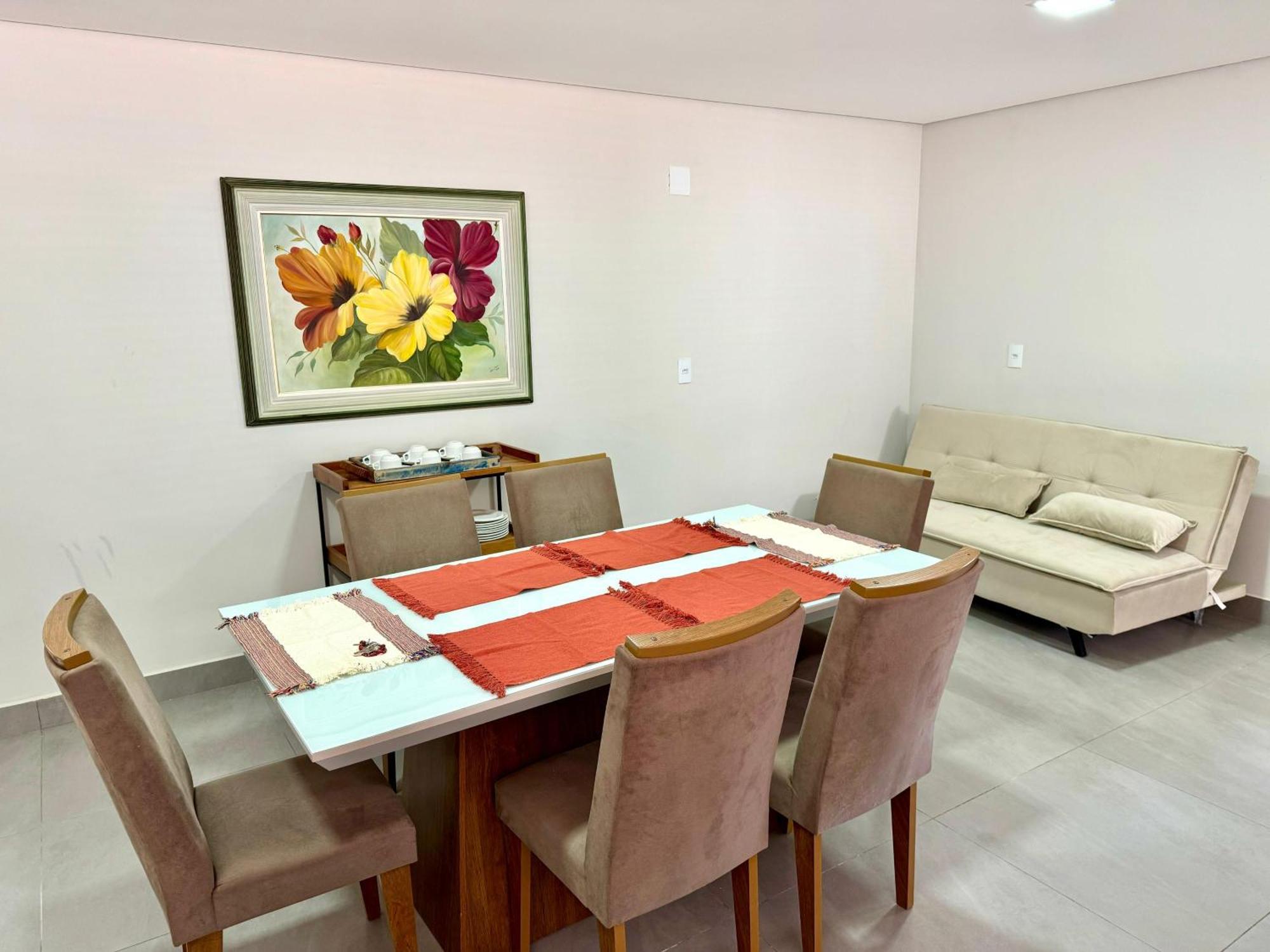 Apartamentos A 200M Do Centro - Hospedaria Villa Da Pedra Тирадентис Экстерьер фото
